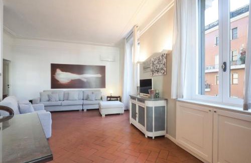 Tre Torri Apartment | Ampio e luminoso Bilocale - City Life
