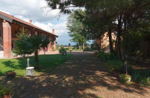 Borghetto Lodigiano Bed & Breakfast | Antica Cascina B&B