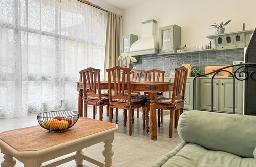 Polpenazze del Garda Apartment | Antica Dimora Polpenazze, vacation and relaxation among vineyards, tennis and golf and biking.