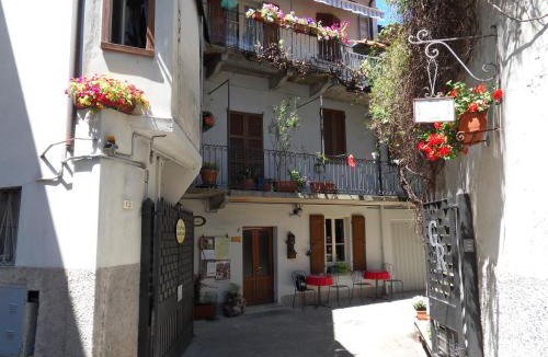 Mandello del Lario Apartment | Antica Officina