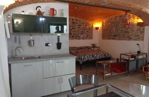 Ispra Apartment | Antico Glicine