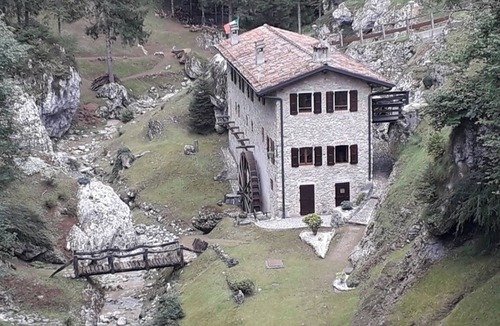 Castione della Presolana Apartment | Apartment up to 8 Sleeps IN RESIDENCE LOCATED IN CASTIONE DELLA PRESOLANA