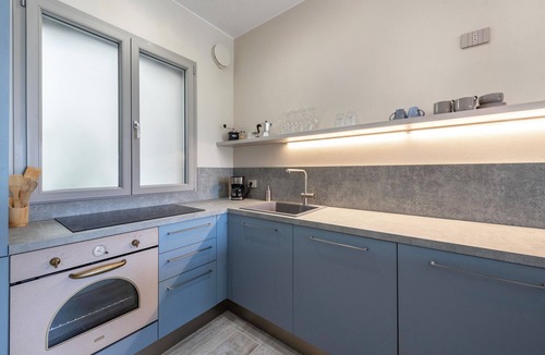 Soiano del Lago Apartment | Apartment 'Abaye 2 Pinot - Charm' with Shared Pool, Wi-Fi and Air Conditioning