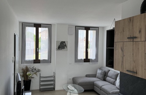 Mazzo Apartment | Apartment 'Appartamento A Rho Fiera Galeazzi' with Private Terrace, Balcony and Wi-Fi