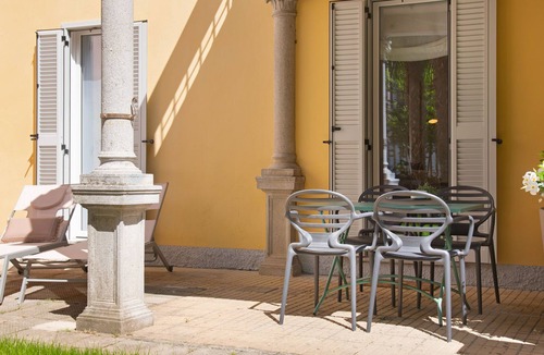 Lavena Ponte Tresa Apartment | Apartment 'Atelier Milvia 1' with Private Terrace, Private Garden and Wi-Fi