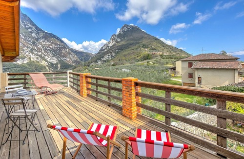 Gaino Apartment | Apartment Bluette, Toscolano Maderno, Italy