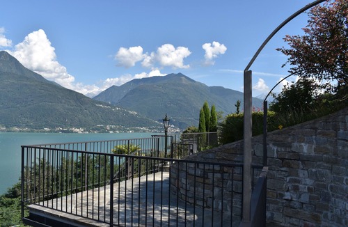 Pianello del Lario Apartment | Apartment Casa Monte e Lago in Pianello del Lario - 2 terraces