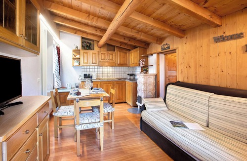 Valdisotto Apartment | Apartment 'Casa Colturi Abete' with Mountain View, Shared Garden and Wi-Fi