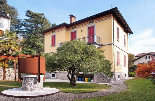 Laveno Apartment | Apartment "Casa Corten Mountain Lago Maggiore" with Mountain View, Lake View & Garden