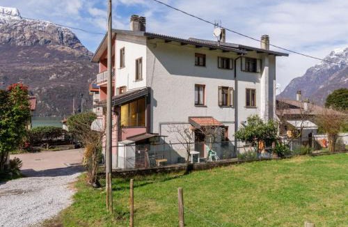 Verceia Apartment | Apartment Casa Lara by Interhome