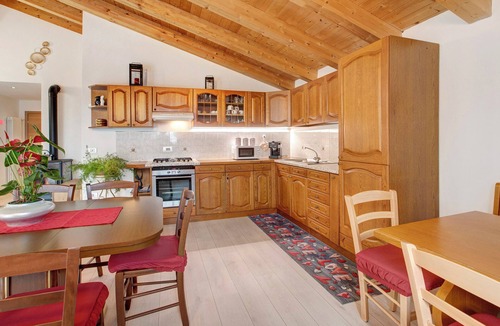 Grosio House | Apartment 'Casa Sergio' with Mountain View, Private Garden and Balcony