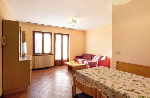 Livigno Apartment | Apartment 'Chalet Meridiana Appartamento 4' with Mountain View