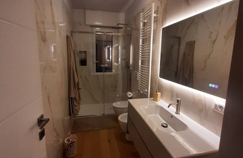 Bollate Apartment | Apartment 'Charme House' with Balcony and Wi-Fi