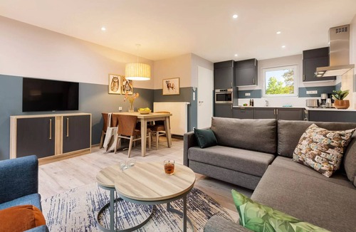 Gunderath House | Apartment