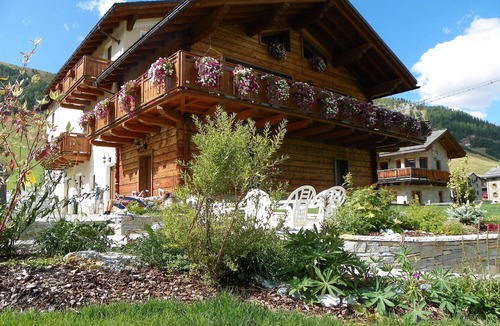 San Rocco Apartment | Apartment Giobbe Bait Giobbe with Mountain View, Balcony & Wi-Fi
