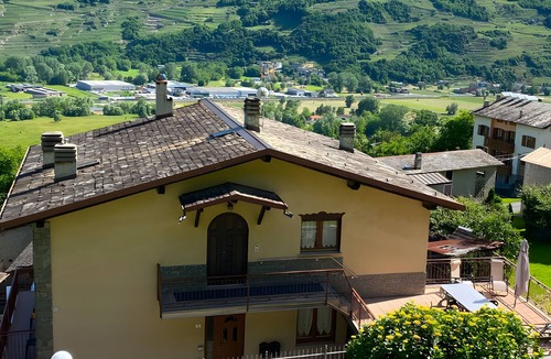 Castello dell'Acqua Apartment | Apartment 'Il Giardino' with Mountain View, Private Terrace and Wi-Fi