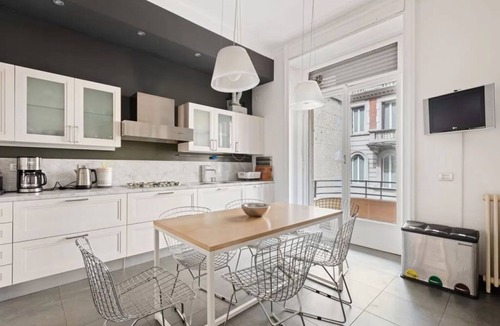 Porta Genova Apartment | Apartment in Milan with 4 bedrooms sleeps 12