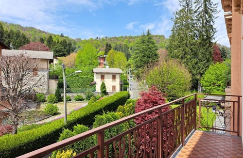 Lanzo d'Intelvi Apartment | Apartment in Val d'Intelvi (Lanzo Green Park)