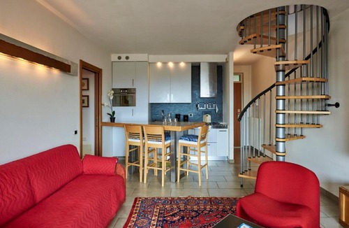 Consiglio di Rumo Apartment | Apartment Isabella by Interhome