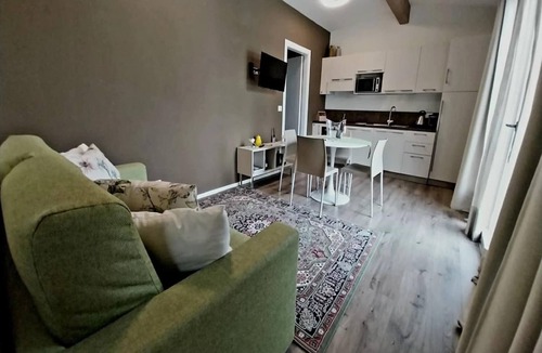 Torbiato di Adro Apartment | Apartment in Iseo with Pool