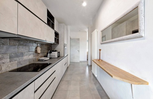 Albate Apartment | Apartment 'La Fontana Dei Merli, Como Lake' with Mountain View
