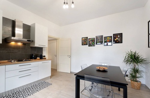 Montonate Apartment | Apartment 'La Magnolia' with Wi-Fi