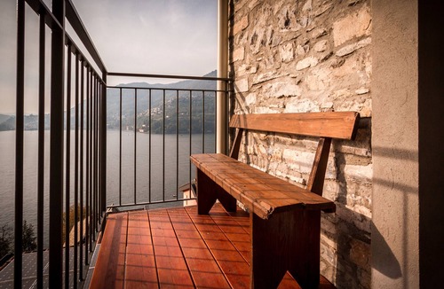 Blevio Apartment | Apartment 'Loft E Veranda Sul Lago Di Como' with Lake View, Wi-Fi and Air Conditioning