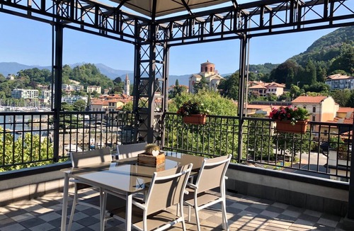 Laveno Apartment | Apartment “Maison Vittoria Lago Maggiore” with Lake View, Terrace & Wi-Fi