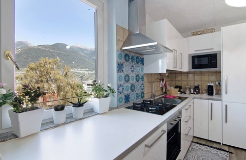 Valtellina Apartment | Apartment 'Mary House 3' with Mountain View, Balcony and Wi-Fi