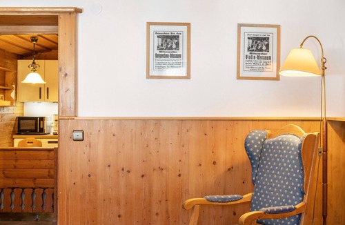 Mittenwald Apartment | Apartment 'Museumsblick' with Mountain View and Wi-Fi