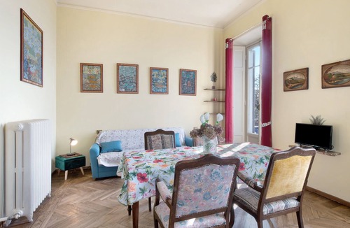 Brunate Apartment | Apartment "Narciso in Villa Marchello" with Balcony & Wi-Fi