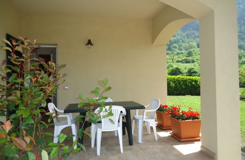 Crone House | Apartment Ninfea, apartment for 2-3 people, terrace, garden, quiet location
