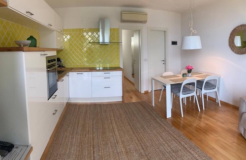 Solarolo Apartment | Apartment overlooking the lake