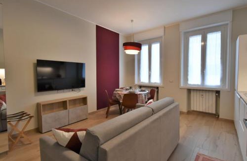 Centro Direzionale Apartment | Apartment Pirelli Central Station Apartment by Interhome