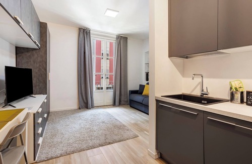 Porta Venezia Apartment | Apartment 'Porta Venezia Small House' with Wi-Fi and Air Conditioning