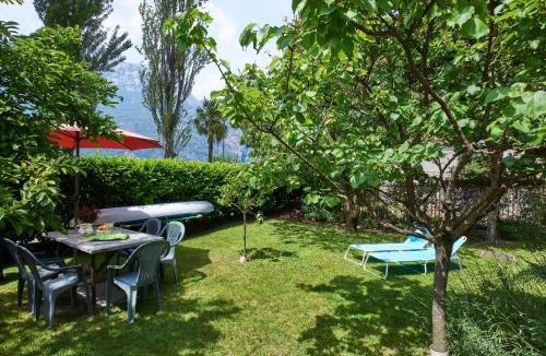 Verceia Apartment | Apartment Punto Lago by Interhome