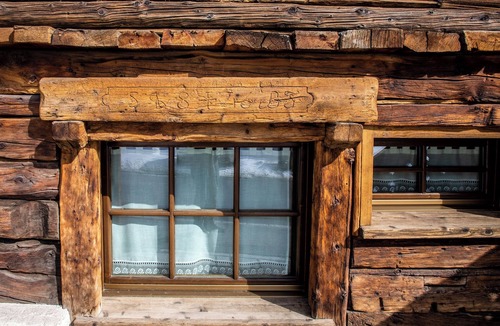 Livigno Apartment | Apartment "Quadrilocale Baita Kate" with Mountain View, Garden & Wi-Fi
