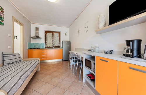 Tremosine Apartment | Apartment “Residence Tatiana A1” with Pool, Terrace, Mountain View & Wi-Fi