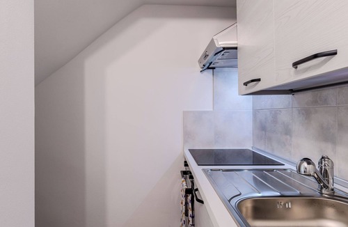 Cima Apartment | Apartment Sabo by Interhome