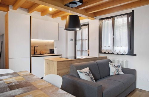 Caspoggio Apartment | Apartment 'Sogno' with Mountain View, Balcony and Wi-Fi