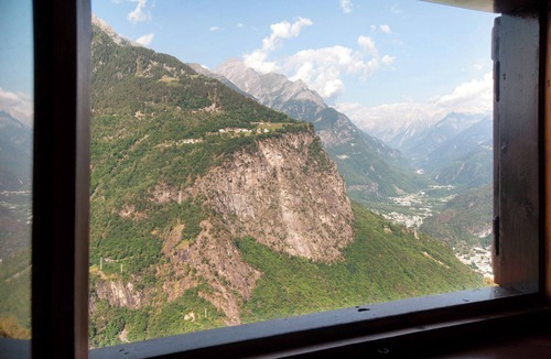 San Giacomo Filippo Apartment | Apartment "Sweet Somma Mountain Lodge 2" with Mountain View, Private Terrace & Wi-Fi