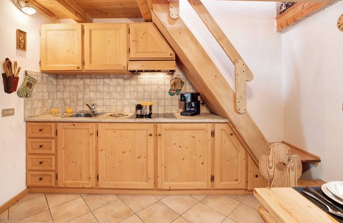 Valdisotto Apartment | Apartment "Taulain Gotrosio" close to Ski Slopes with Open Terrace and Wi-Fi