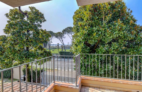 Sirmione Apartment | Apartment with partial lake view Carmen (Casa dei Pescatori apartments)