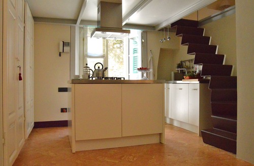 Bellagio Apartment | Apartment with private Italian-style garden, a few steps from the lake.