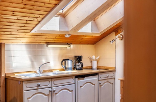 Mittenwald Apartment | Apartment 'Wohnung 4' with Mountain View, Balcony and Wi-Fi