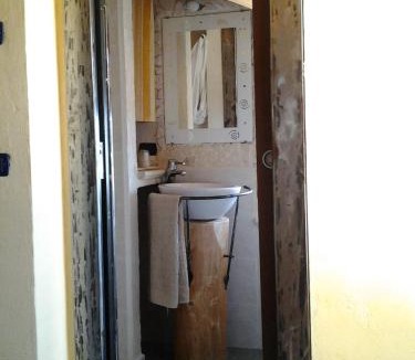 Burano Apartment | Appartamenti Montemezzo Le Case in Pietra