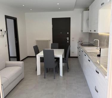 Clusone Apartment | Appartamento con giardino - Clusone
