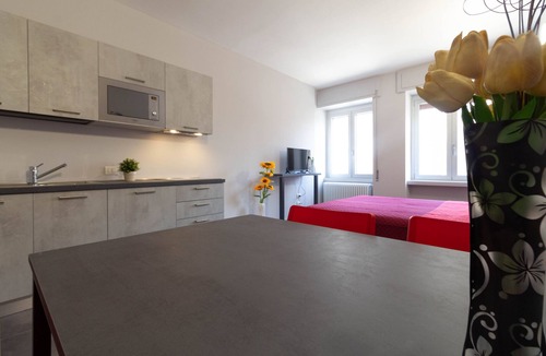 Lecco Apartment | Appartamento Girasole - Affitti Brevi Italia