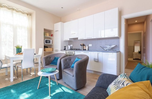 Argegno Apartment | Appartamento Luna - Two Bedroom Apartment, Sleeps 4