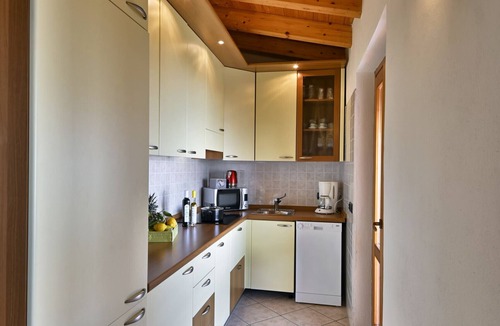 Aer Apartment | Appartamento Maja - Theater Home, with marvellous lake view